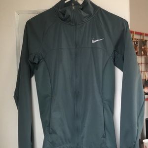 Nike shield running jacket